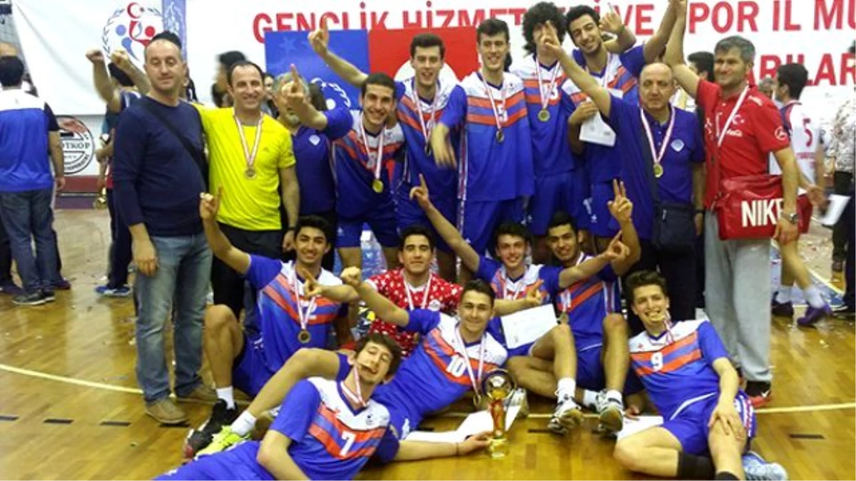 Okyanus Koleji Voleybol Takımı Türkiye Şampiyonu!