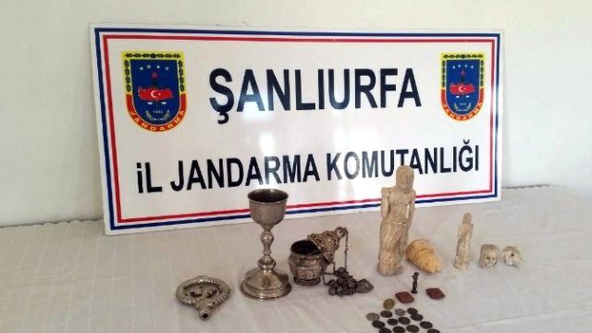 Şanlıurfa\'da 36 Parça Kaçak Tarihi Eser Yakalandı