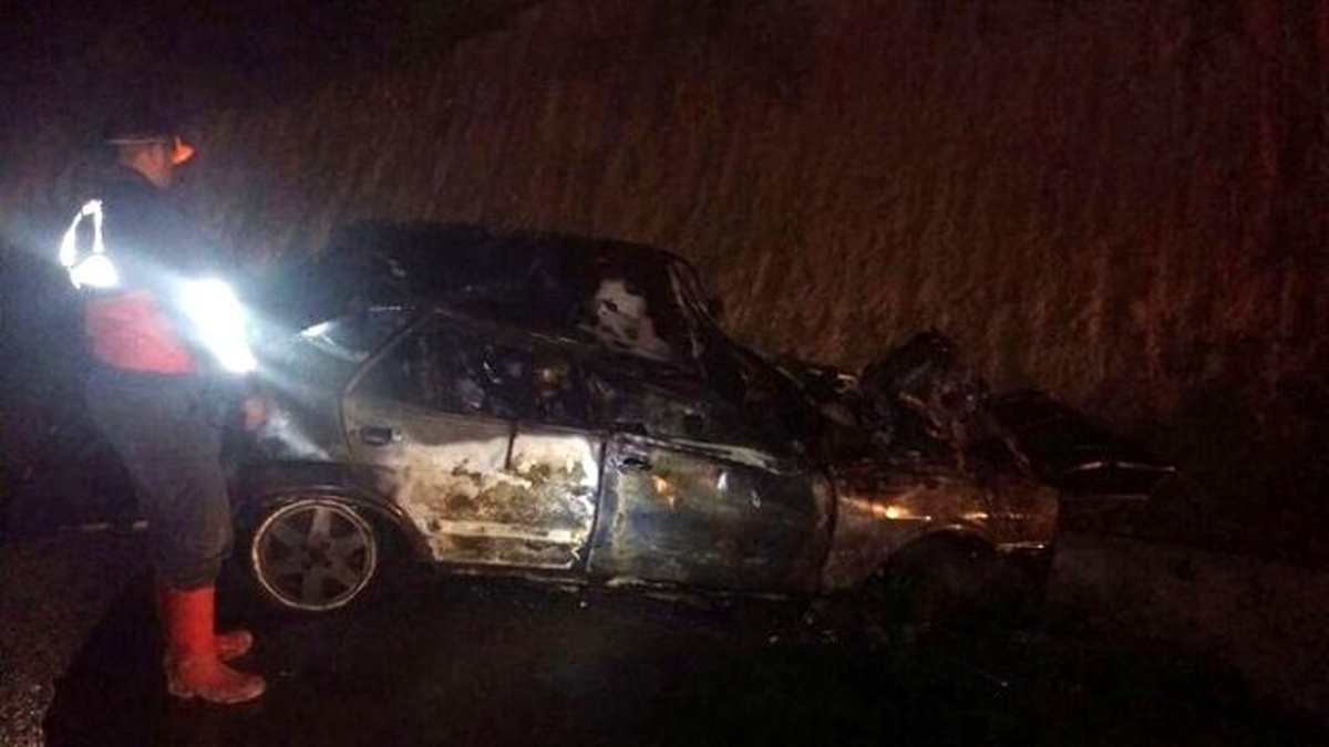 Seyir Halindeyken Alev Alan Otomobil Kullanılamaz Hale Geldi