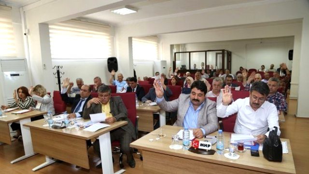 Taşeron İşçi Sorunu Efeler Belediye Meclisi\'ne Taşındı