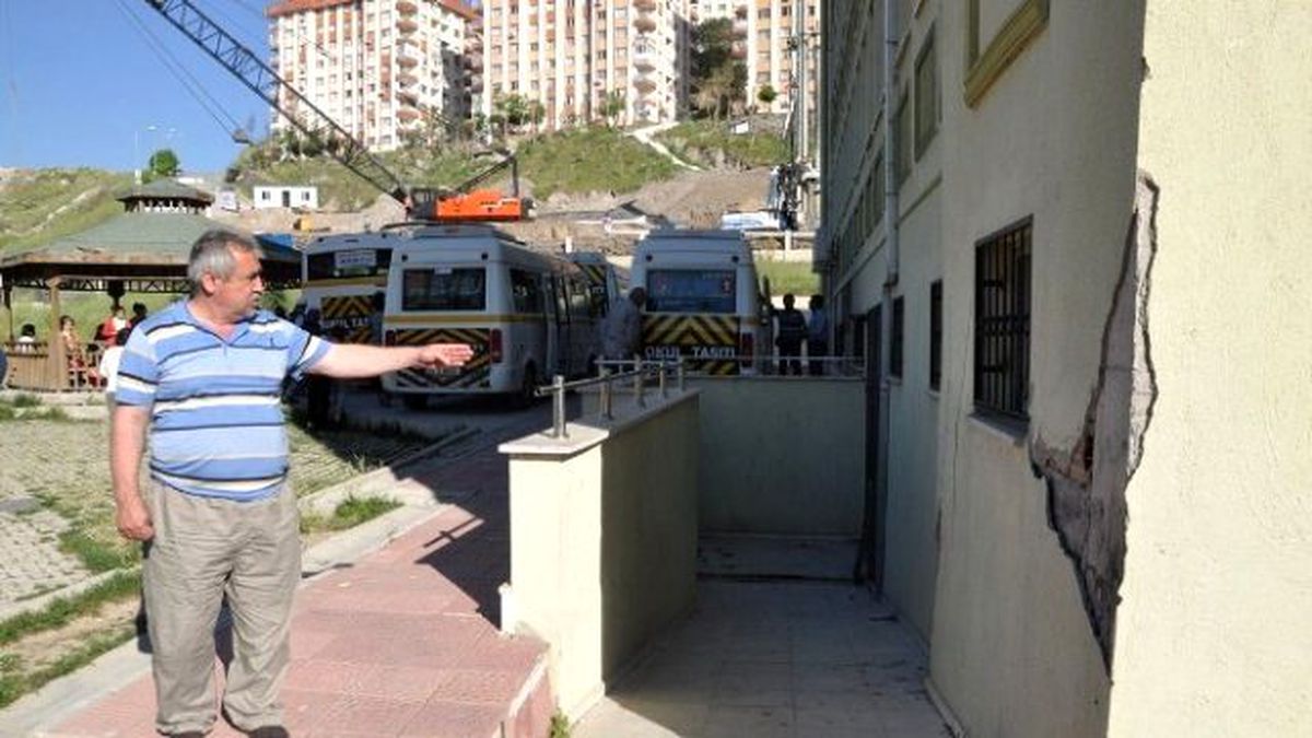 TOKİ Başkan Yardımcısı Şahin: "Evleri Boşaltmaya Lüzum Yok"