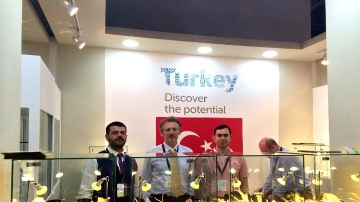 Trabzon Hasır Bilezikleri Dubai Fuarı\'nda Görücüye Çıktı