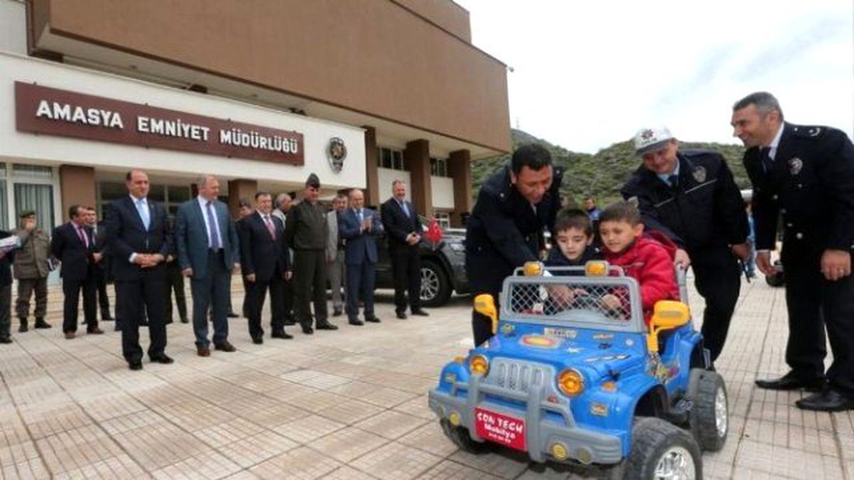 Vali Çomaktekin Trafik Kurallarına Dikkat Çekti