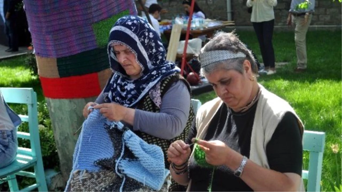 Yaşa Devam Darülaceze Hıdırellez Şenliği\'ne Genç Dokunuşu