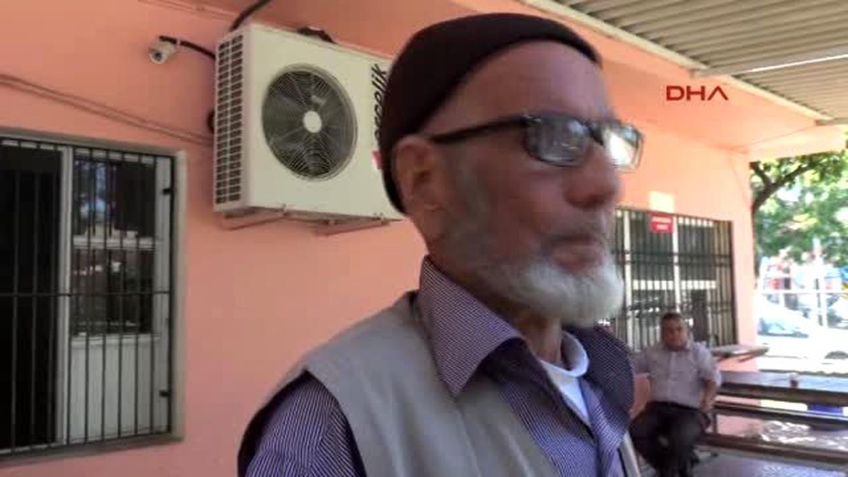 Adana\'da 82\'lik Dedeye Torun Dayağı