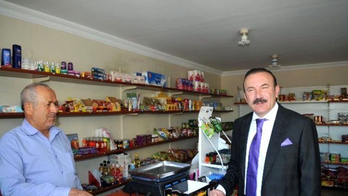 İzmit Belediye Başkanı Doğan Tavşantepe Mahallesini İnceledi