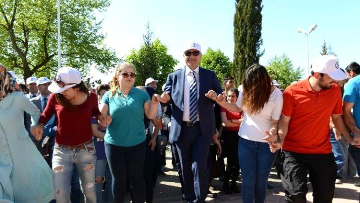 Bü\'de Bahar Şenlikleri Başladı