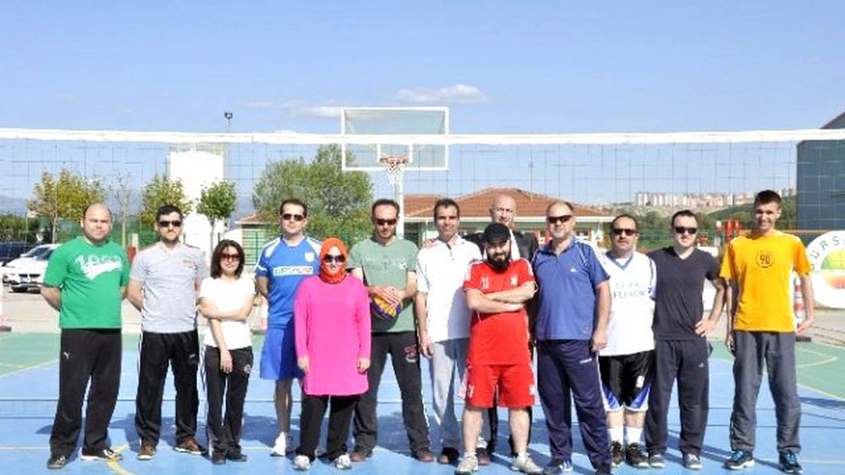 Bursagaz Voleybol Turnuvası Başladı