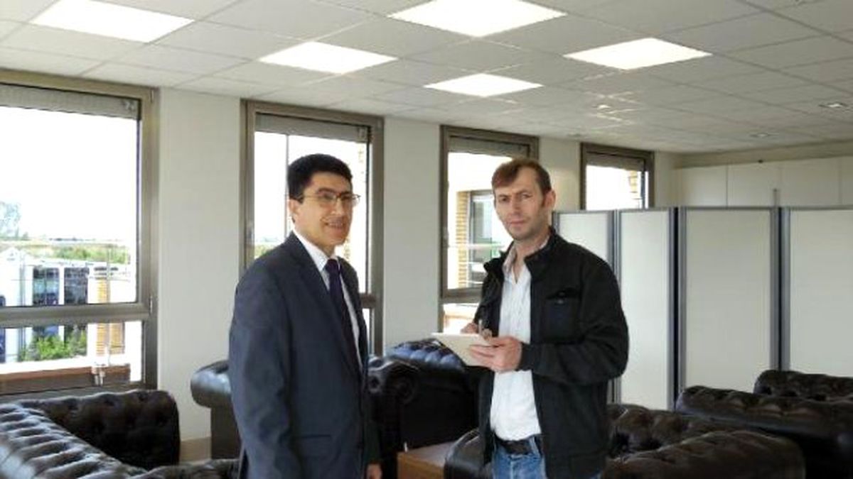 Düsseldorf Başkolosluğu Yeni Hizmet Binasını Tanıttı