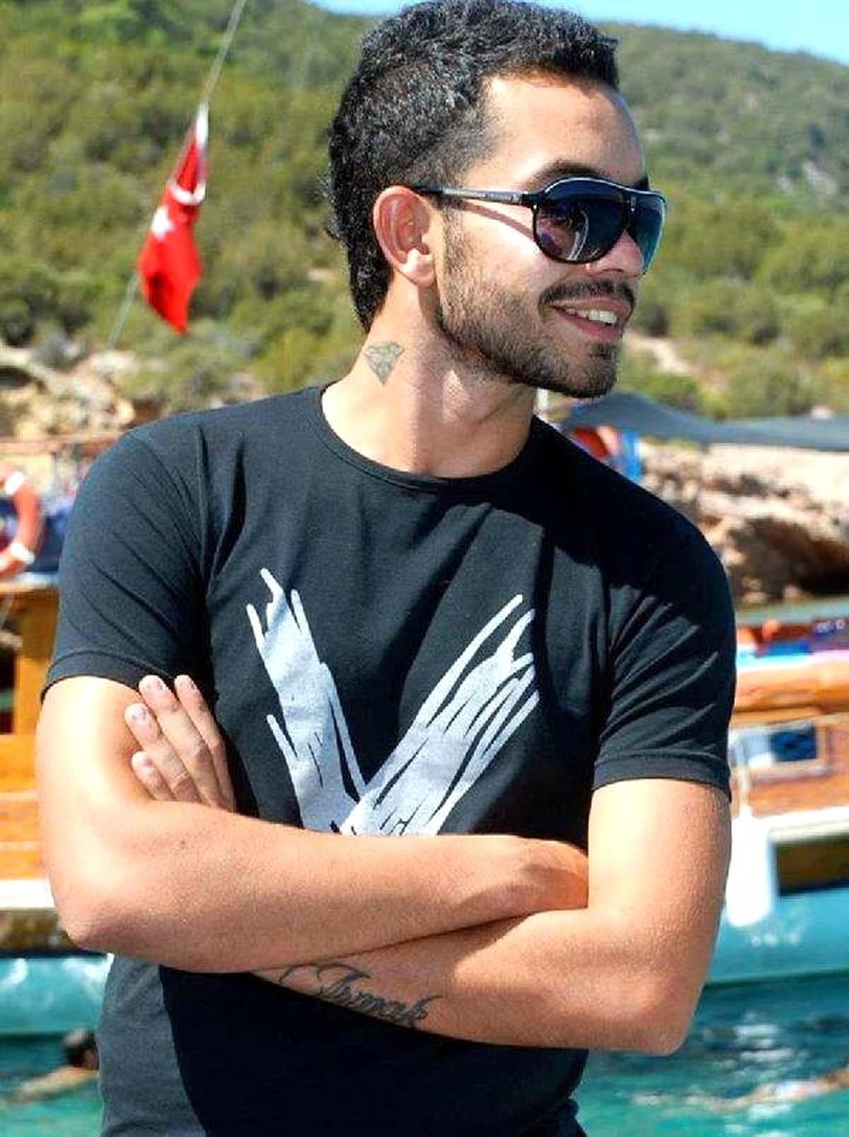 Garsonun Cinayet Zanlısı Nişanlısı Çıktı