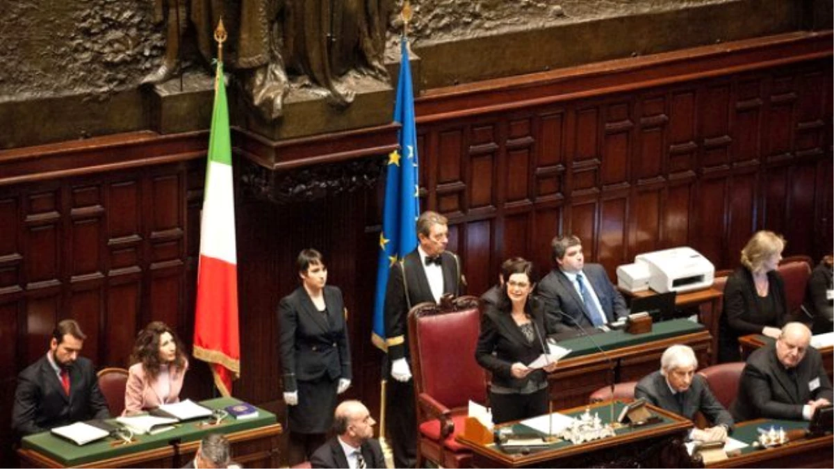 İtalya Batmamak İçin Koalisyonu Yasakladı