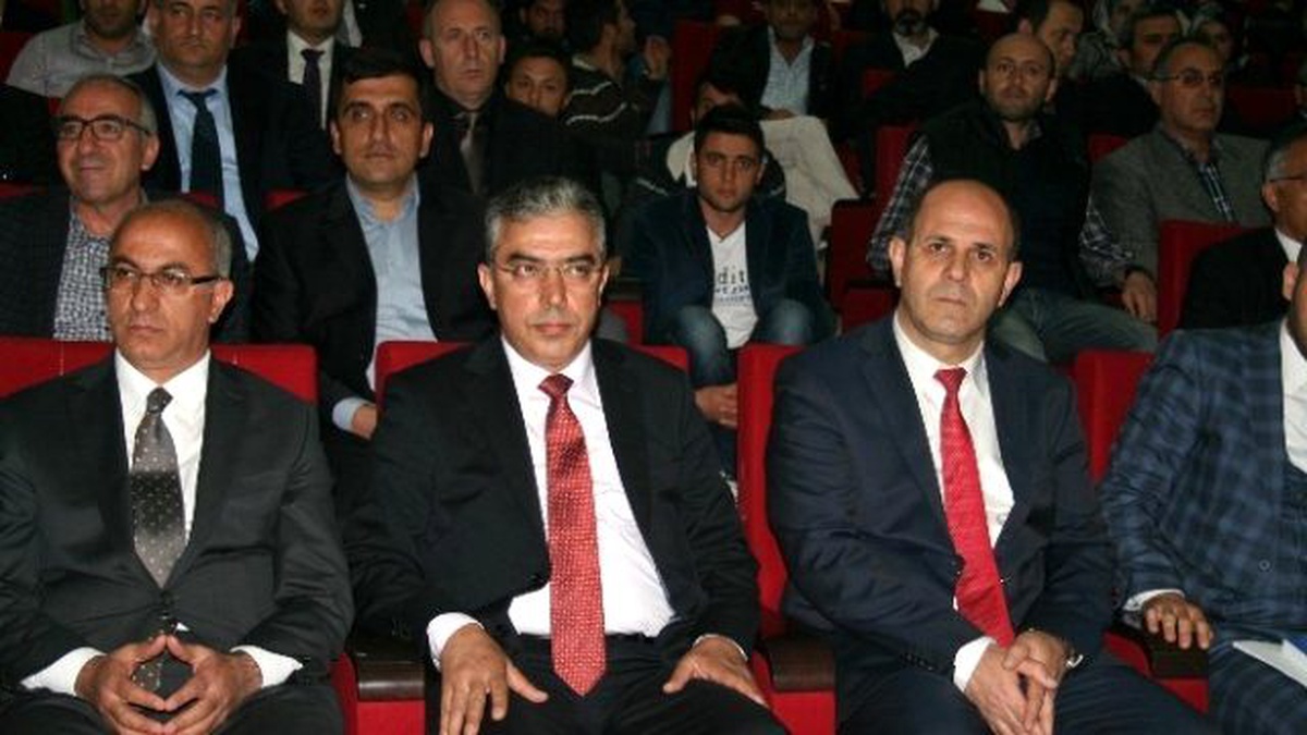 Kaü\'de "Türkiye\'nin Yeni Anayasa İhtiyacı ve Başkanlık Sistemi" Konuşuldu