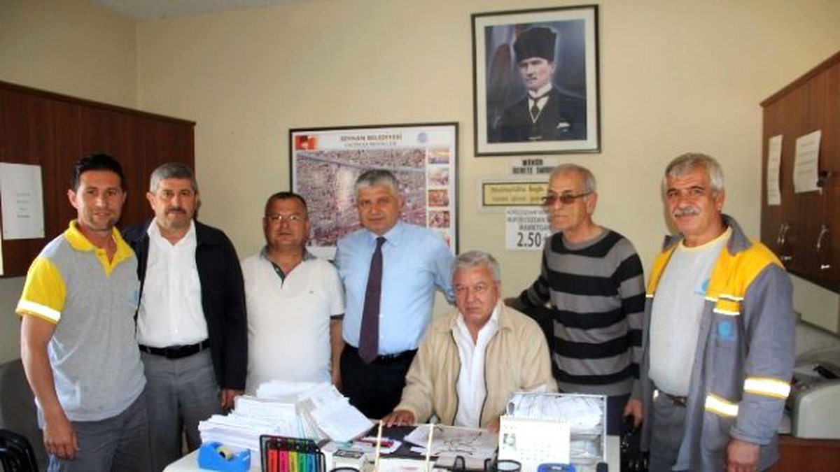 MHP\'li Yılmaz: "Avm Yasasını Esnafın Haklarını Koruyacak Şekilde Yeniden Düzenleyeceğiz"