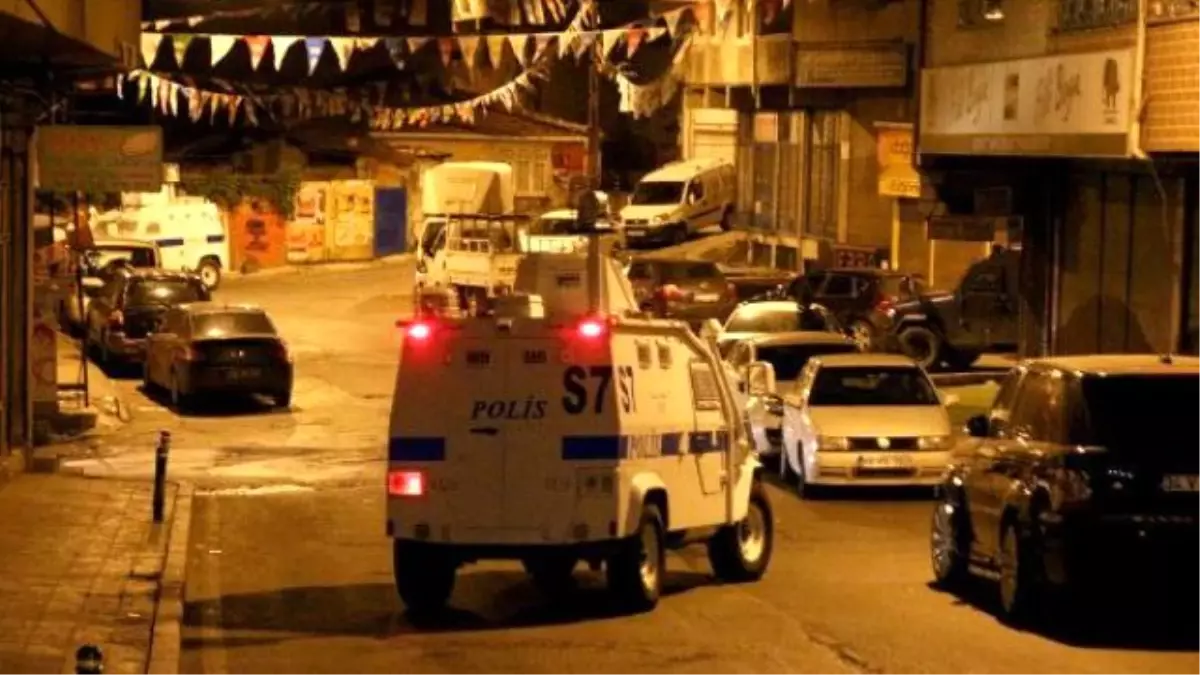 Okmeydanı\'nda Şafak Operasyonu