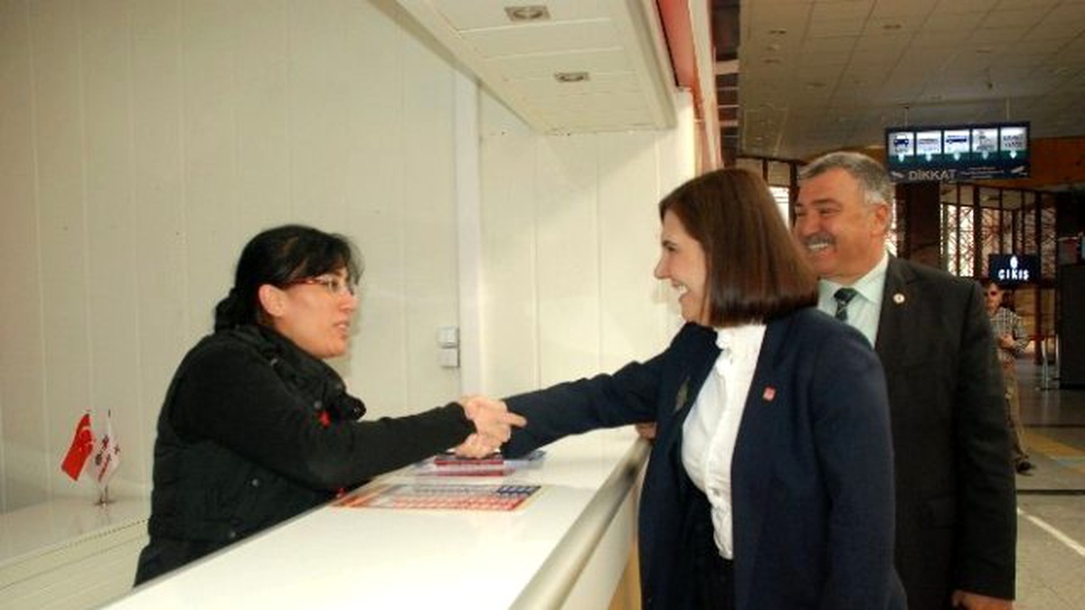 Otogardaki Firmaların Yarısı Kepenk Kapattı