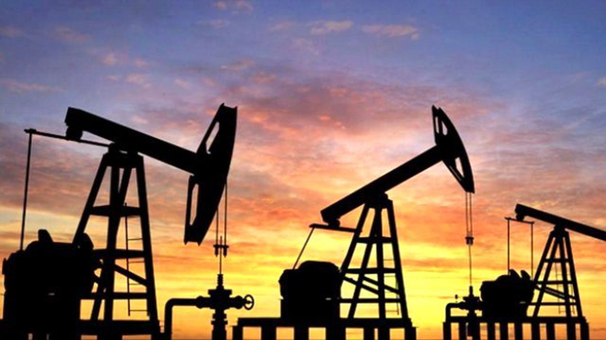 Petrol Fiyatları Zirve Tazeledi