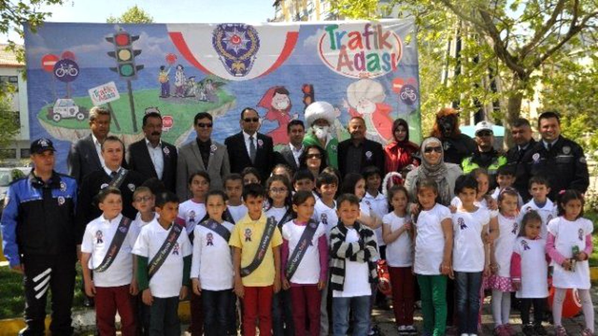 Seydişehir Polisinden Öğrencilere Uygulamalı Trafik Eğitimi
