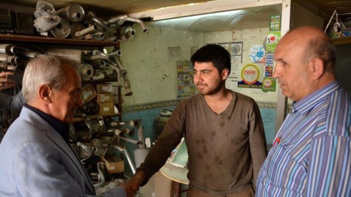Soma Sanayi Esnafından MHP\'li Coşkun\'a Destek