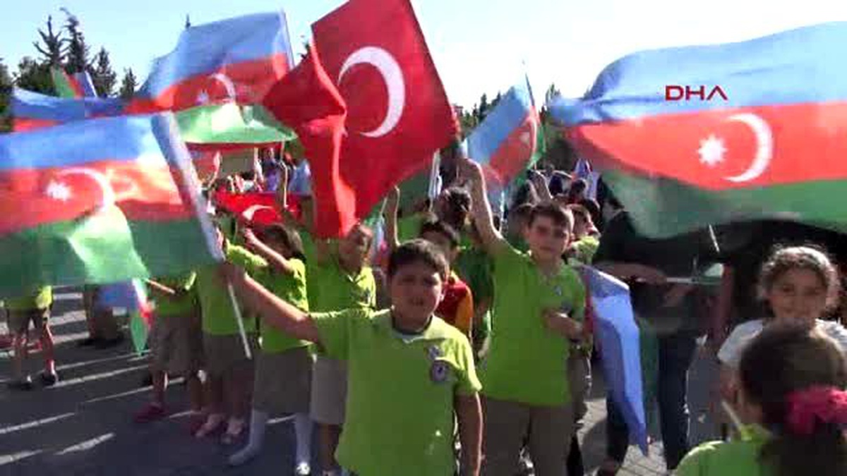 Tarsus\'ta Türk-Azeri Konser Coşkusu