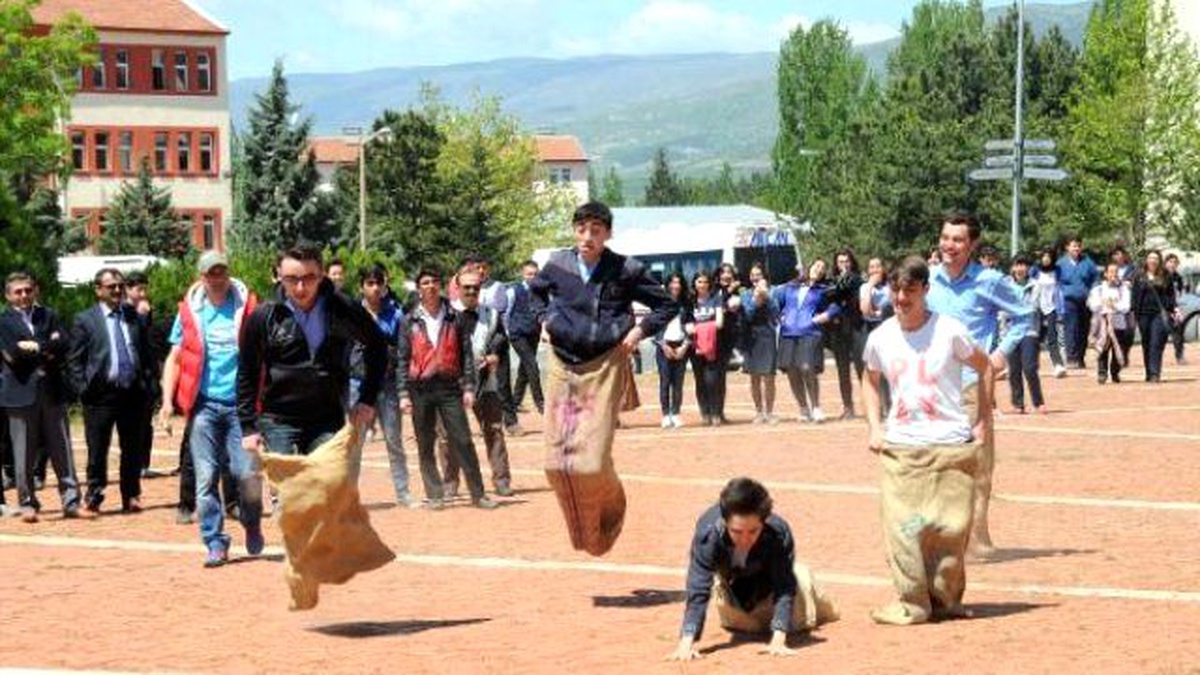 Tokat\'ta Hıdırellez Yarışmalarla Kutlandı