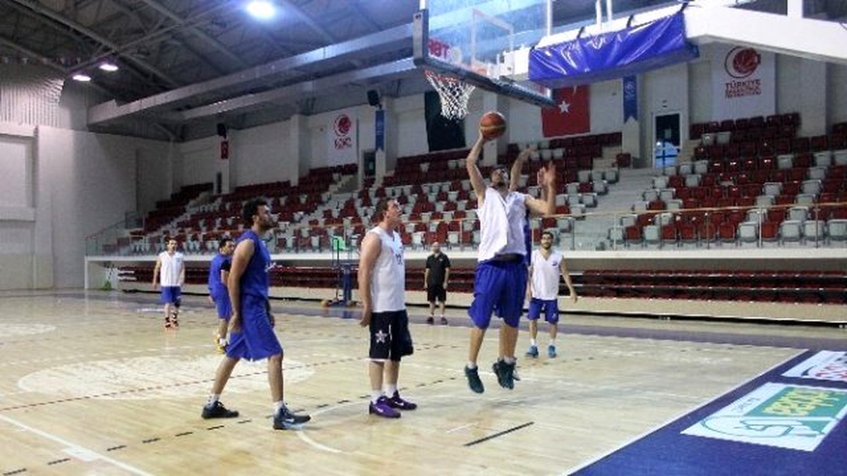 Yalova Belediyespor\'un Umuda Yolculuğu Başladı