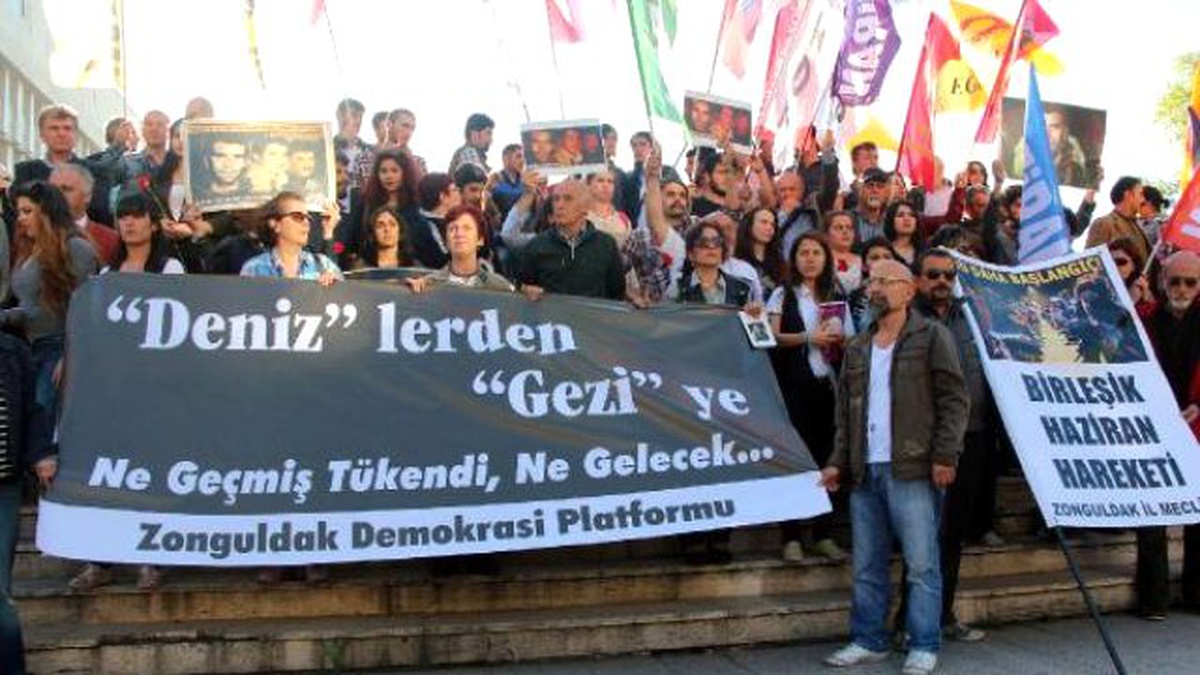 Zonguldak\'ta Deniz Gezmiş ve Arkadaşları Anıldı