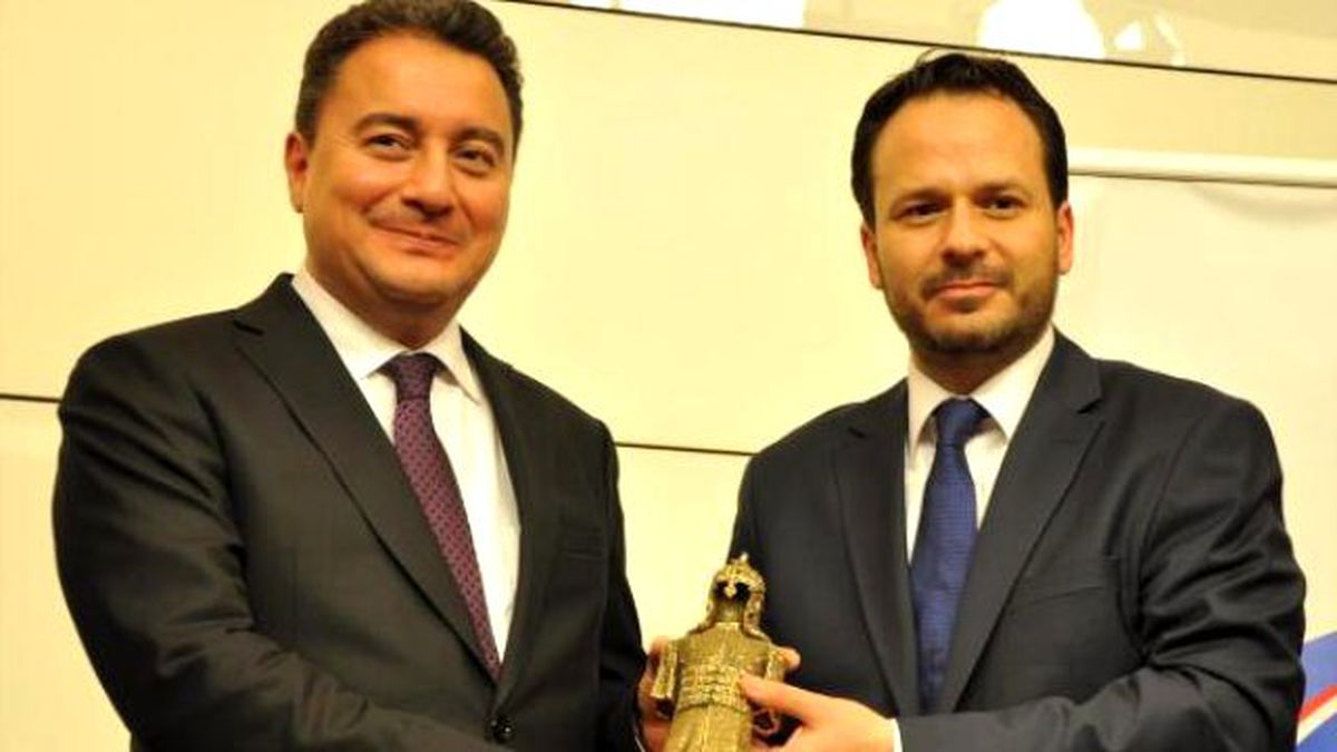 Başbakan Yardımcısı Babacan, Balıkesir\'de Sanayicilerle Buluştu