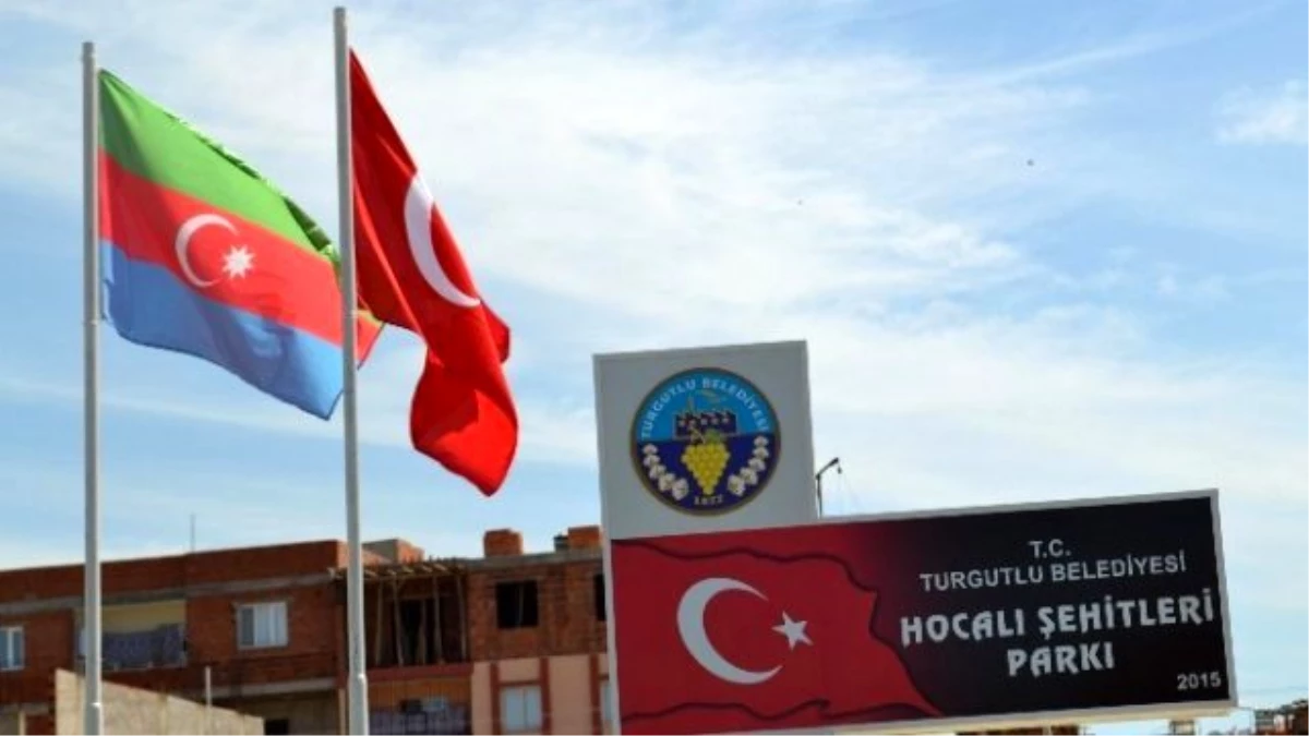 Azerbaycan Bayrağının Ters Asıldığı Ortaya Çıktı