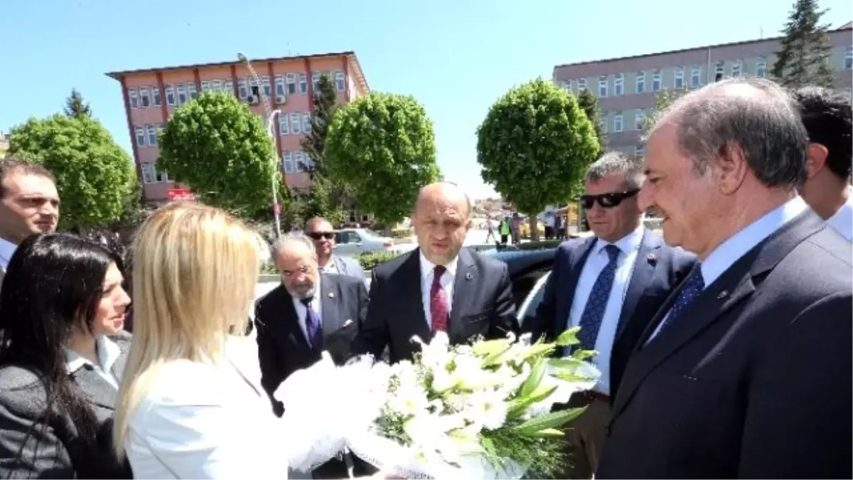 Bakan Işık, Muhalefetin Seçim Vaatlerini Değerlendirdi