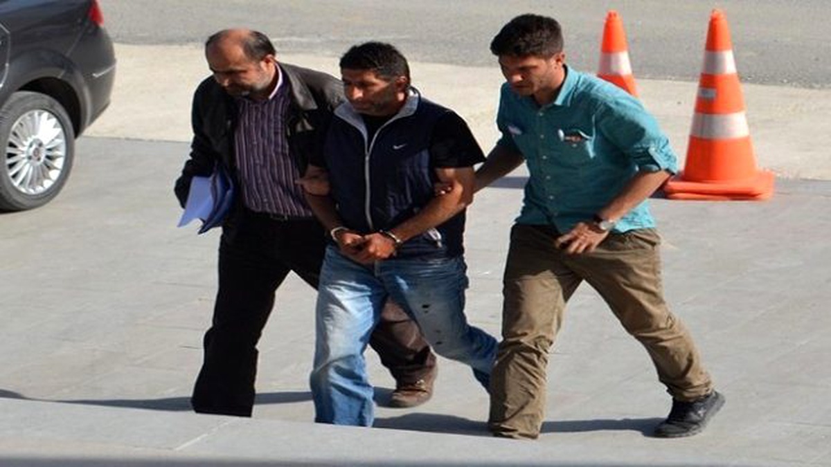 Çoban, Tartıştığı Sürücüyü İş Yeri Önünde Bıçakladı
