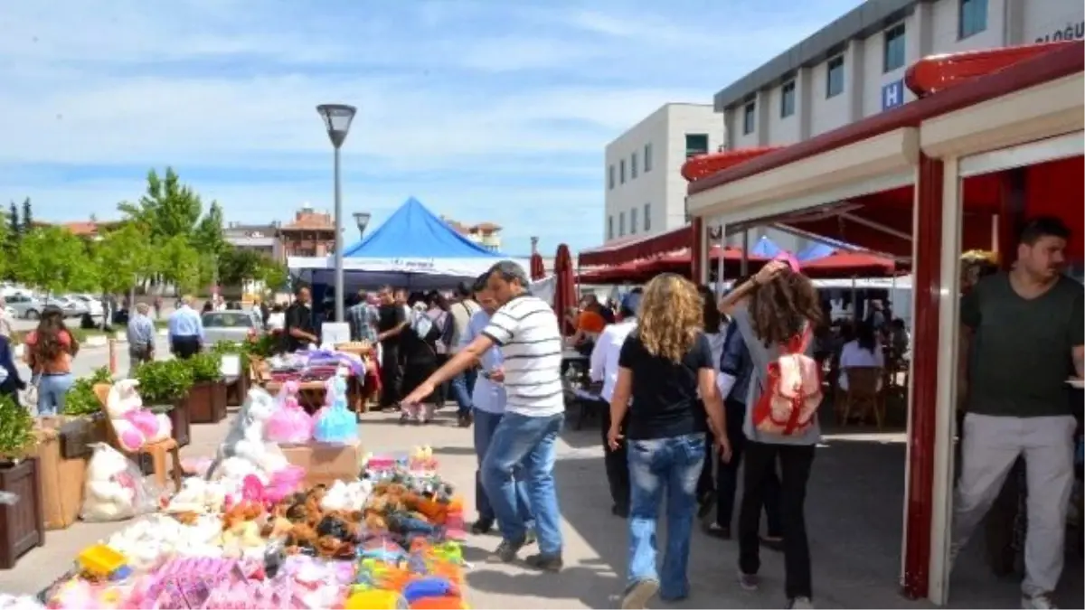 Denizli\'de Lösemili Çocuklar İçin Kermes