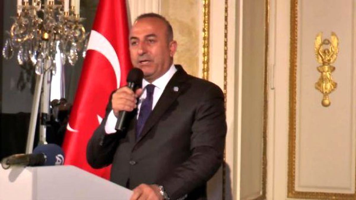 Dışişleri Bakanı Çavuşoğlu, Münih\'te "Memleketim"İ Tanıttı