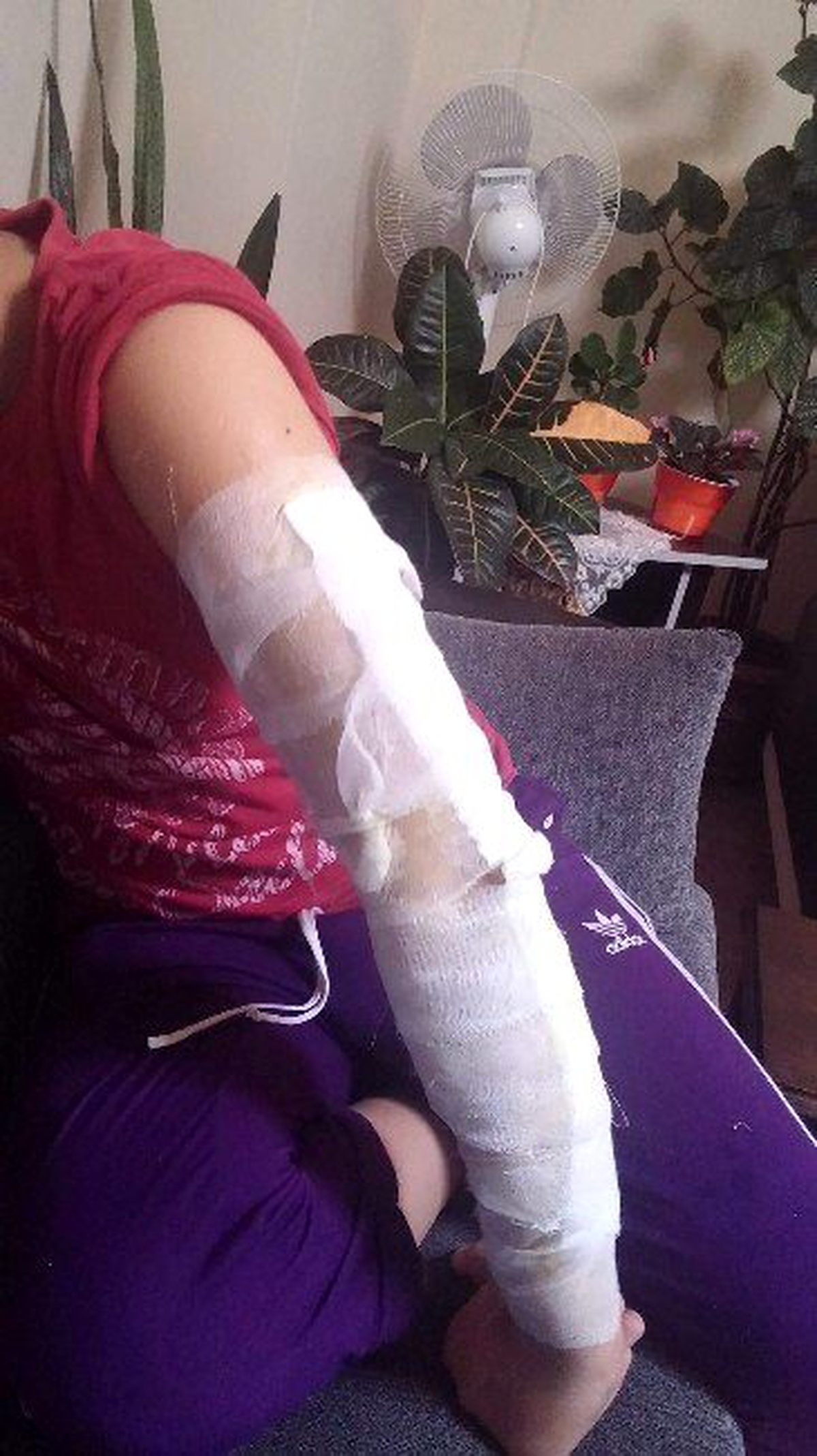 Edremit\'te Hıdrelez Ateşi Genci Az Daha Yakıyordu