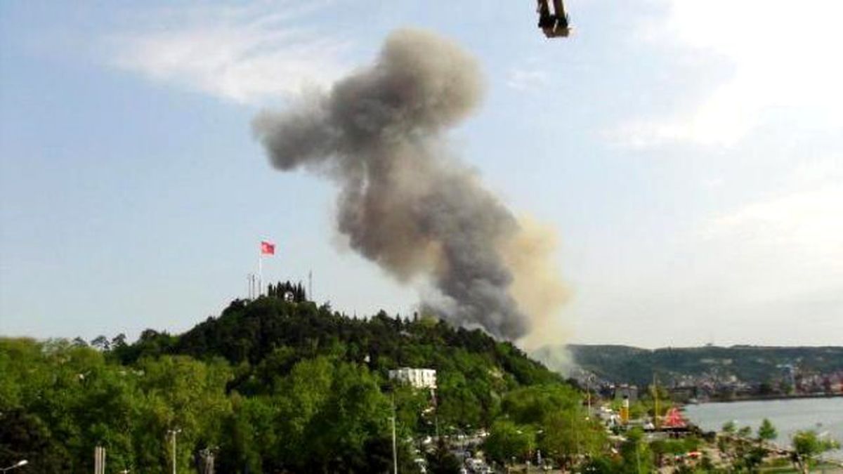 Erdemir\'de Patlama: 3 İşçi Yaralandı