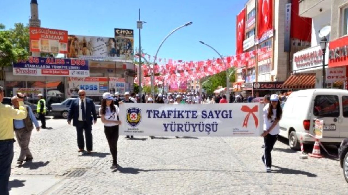 Karaman\'da Trafikte Saygı Yürüyüşü