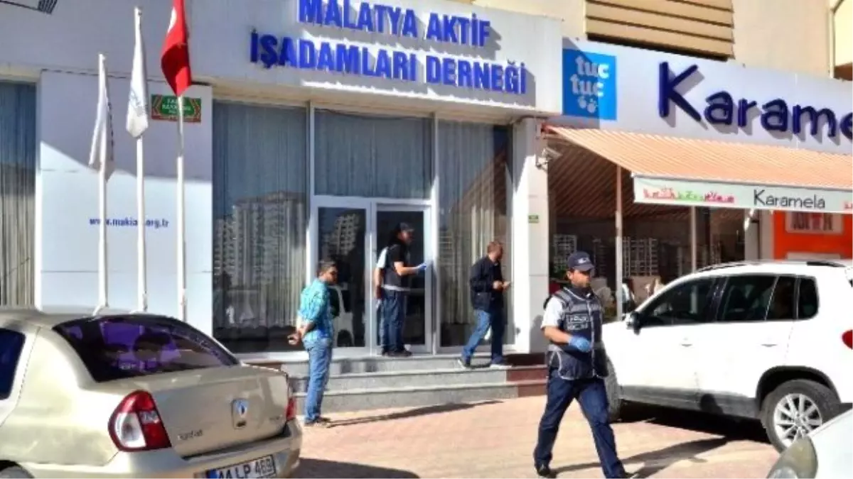 Makiad\'da Polis Araması