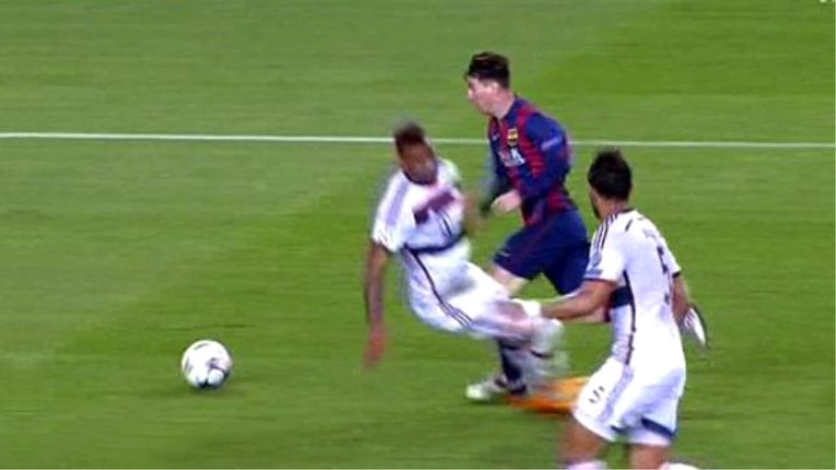 Messi\'nin Boateng\'e Attığı Çalım, Herkesin Dilinde