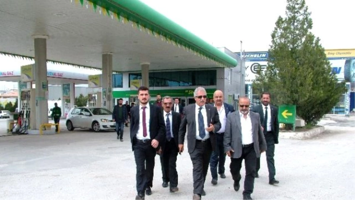 MHP Adayları Oto Sanayi Sitesi Esnafını Ziyaret Etti