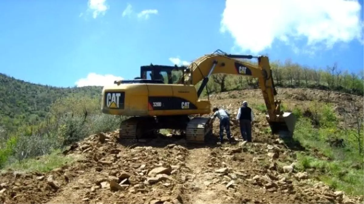 Ödemiş\'te Yeni Mahallelere 22 Bin 500 Metre Sulama Hattı