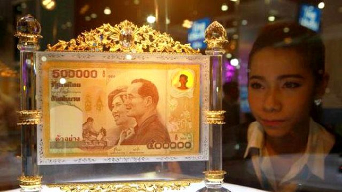 Tayland Bankası 42 Bin Liralık Banknotları Sergiledi
