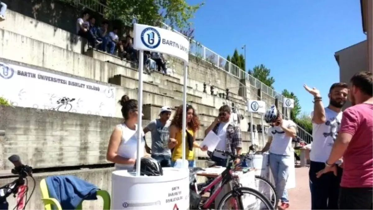 Bahar Şenliklerinde Bisiklet Standına Yoğun İlgi