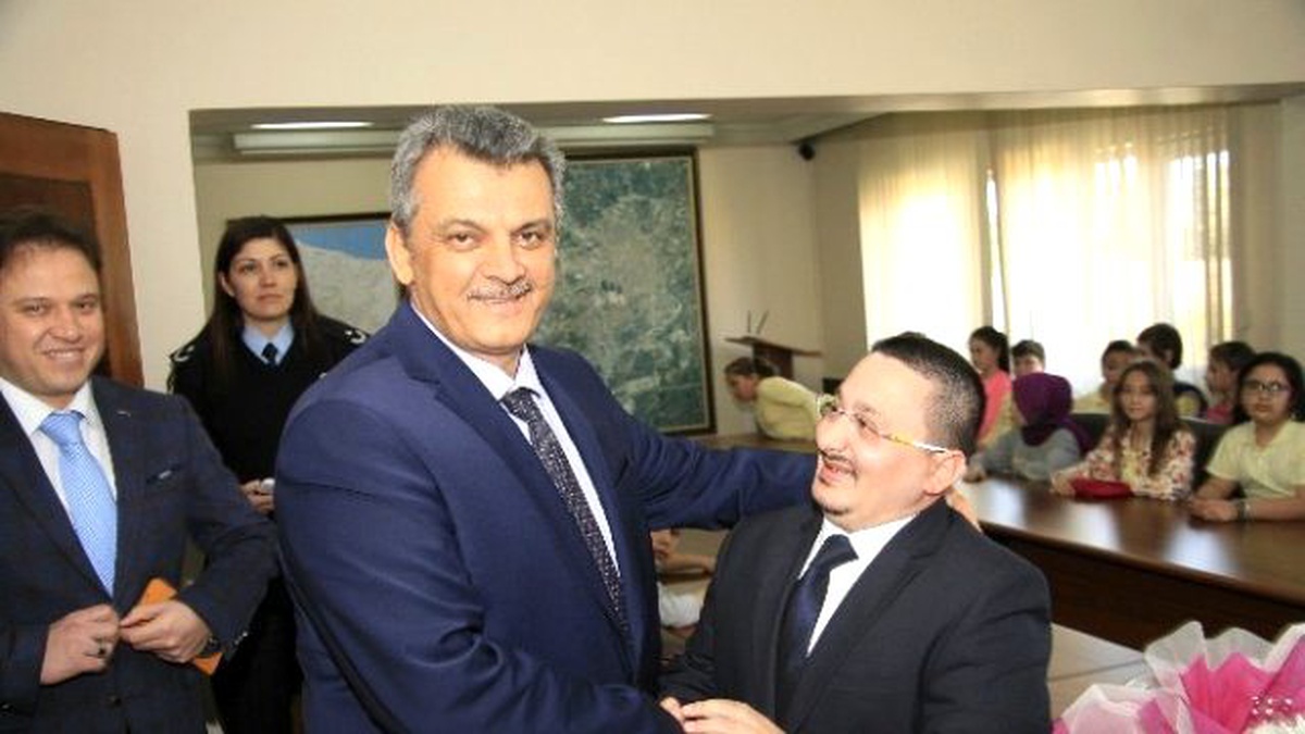 Bilgievi Öğrencilerinden Emniyet Müdürü\'ne Ziyaret