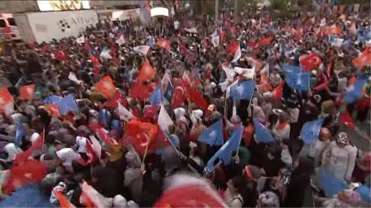 Davutoğlu: "Herkes Kararını Vermeli. ya Silah, ya Barış ve Çözüm"