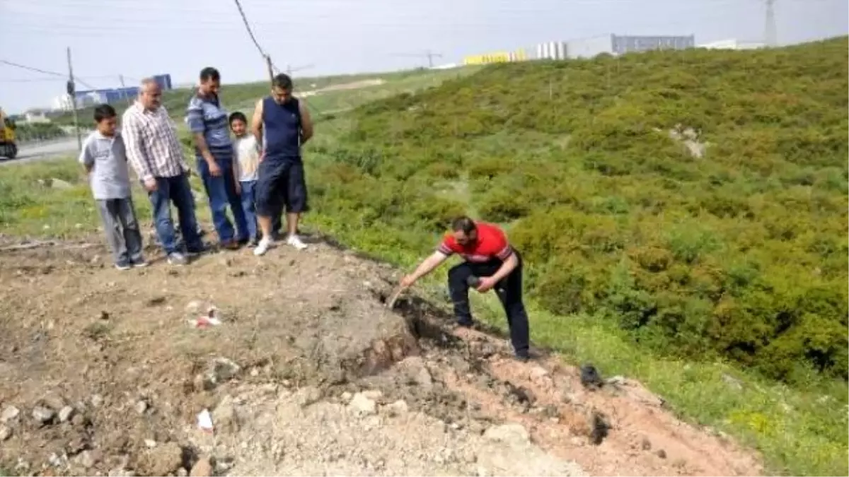 Dilovası\'ndaki Atıklardan Çevre Derneği de Numune Alıp Tahlile Gönderdi