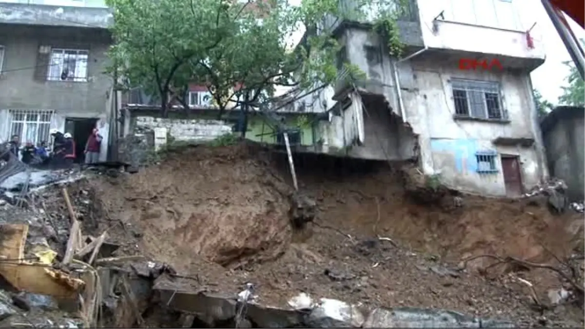 Kağıthane\'de Toprak Kaydı, Binalar Tehlike Altında