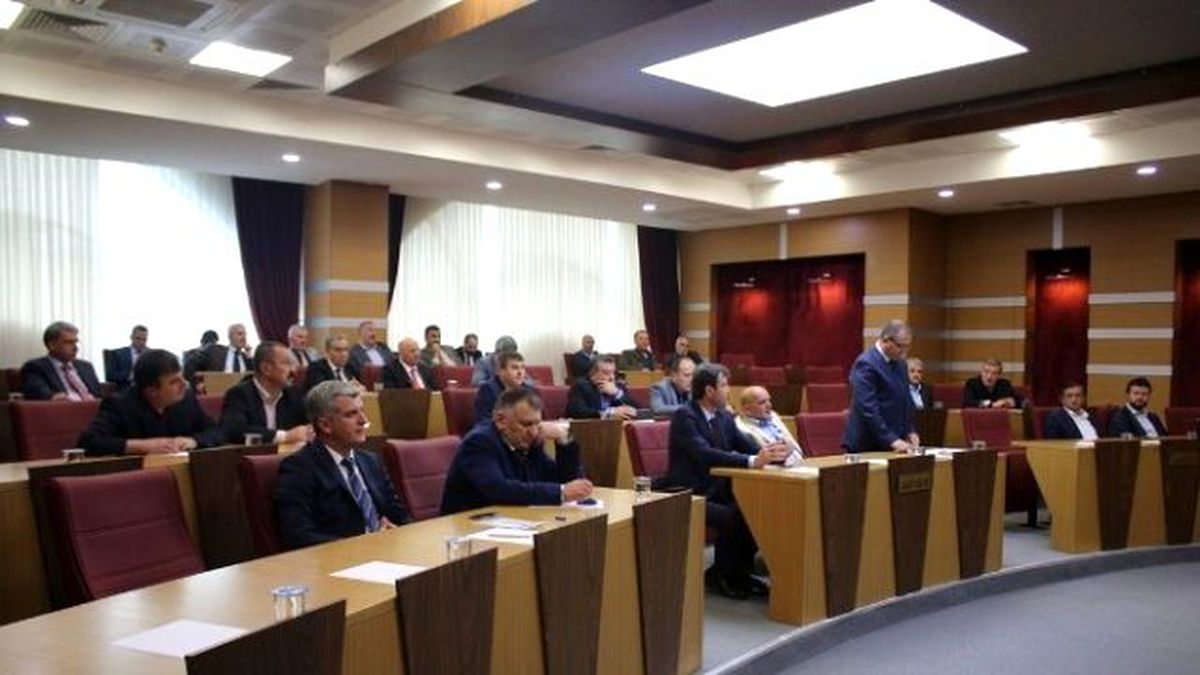 Serdivan Belediye Meclisi 3 Günün Ardından Tekrar Toplandı