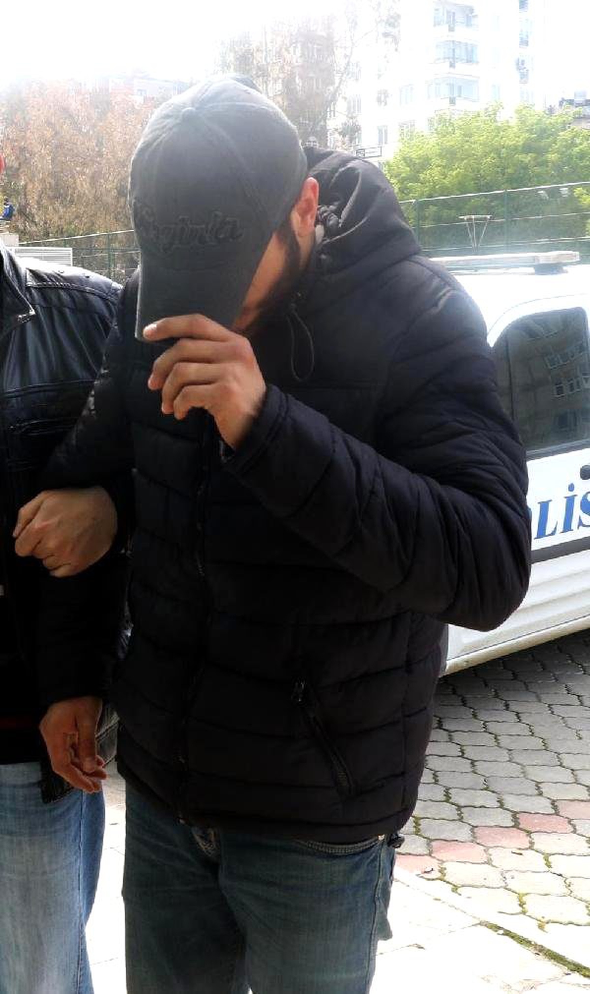 Taciz Şüphelisini Kambur Yürüyüşü Ele Verdi
