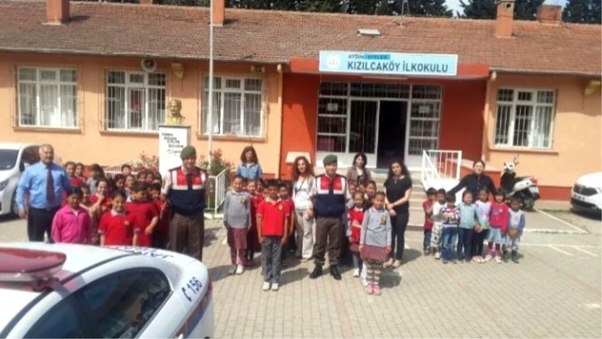 Aydın\'da Jandarma Trafik Timleri Çocuklarla Buluştu, Vatandaşları Bilinçlendirdi