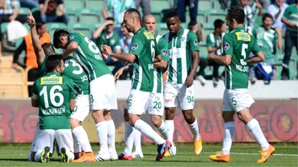 Bursaspor Kardemir Karabükspor\'u 7-1 Yendi