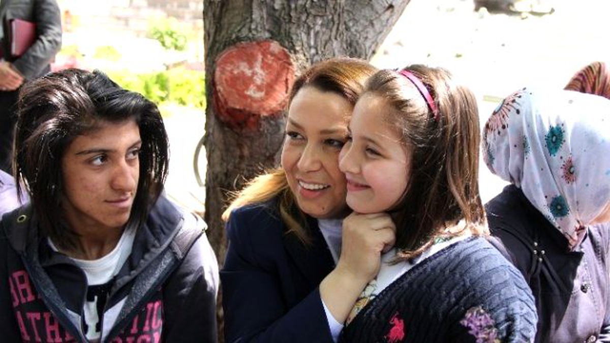 Çalık: "Annelerimiz, Aile ve Toplum Hayatının Temel Direğidir"